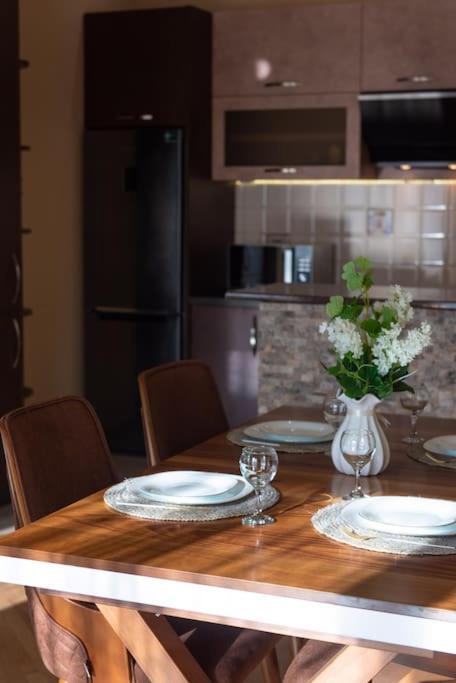 Gg - Spacious 1-bedroom Near Metro *