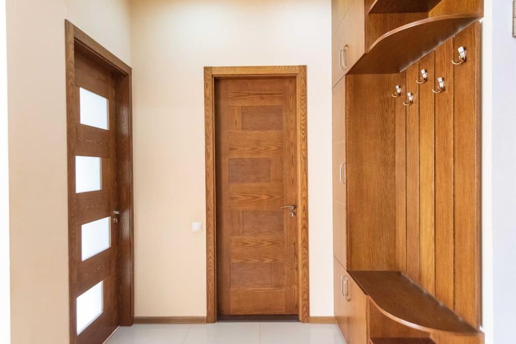 Gg - Spacious 1-bedroom Near Metro شقة *